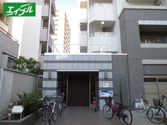 アプリーレ代官町の物件外観写真