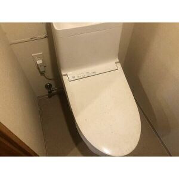 ｵｰﾌﾟﾝﾚｼﾞﾃﾞﾝｼｱ名駅南THE COURTの物件内観写真