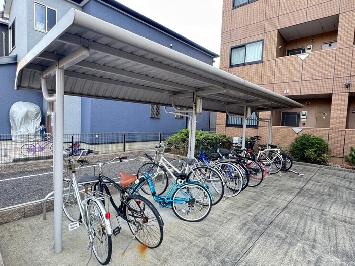 ガ－デン鏡池の物件外観写真