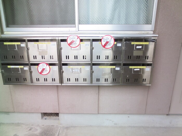 エスポアロイヤルの物件外観写真