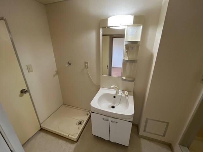 エスポアロイヤルの物件内観写真