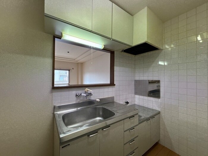 エスポアロイヤルの物件内観写真