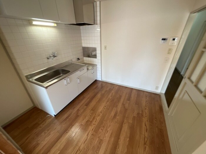 エスポアロイヤルの物件内観写真