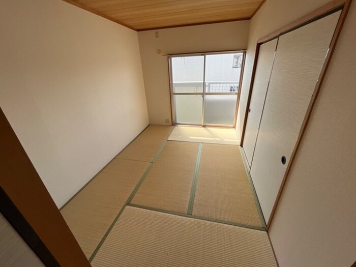 エスポアロイヤルの物件内観写真