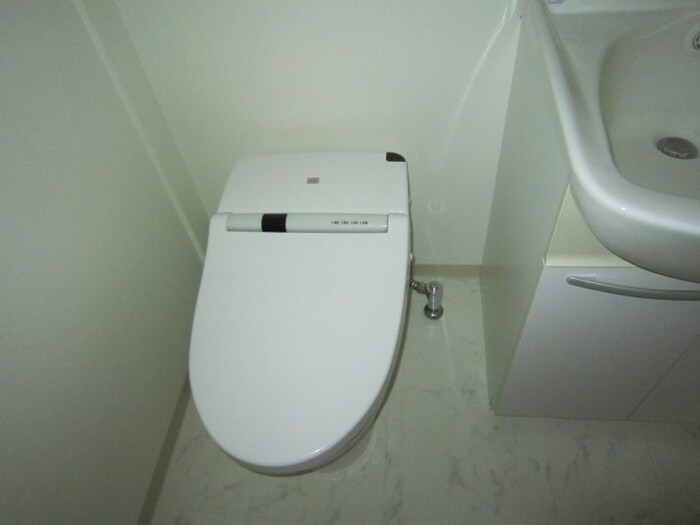 プロシ－ド新栄の物件内観写真