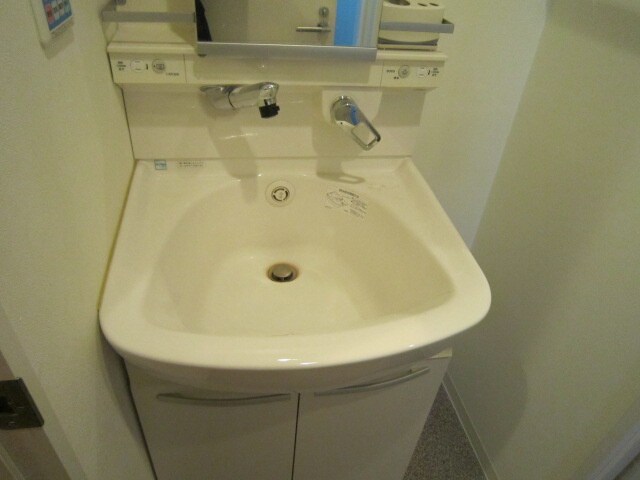 プロシ－ド新栄の物件内観写真