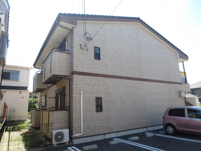 アイリスの物件外観写真