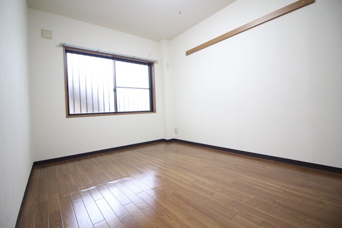 アイリスの物件内観写真