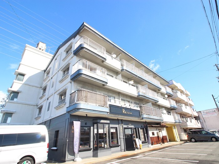 ファースト・レジデンス・ユタカの物件外観写真