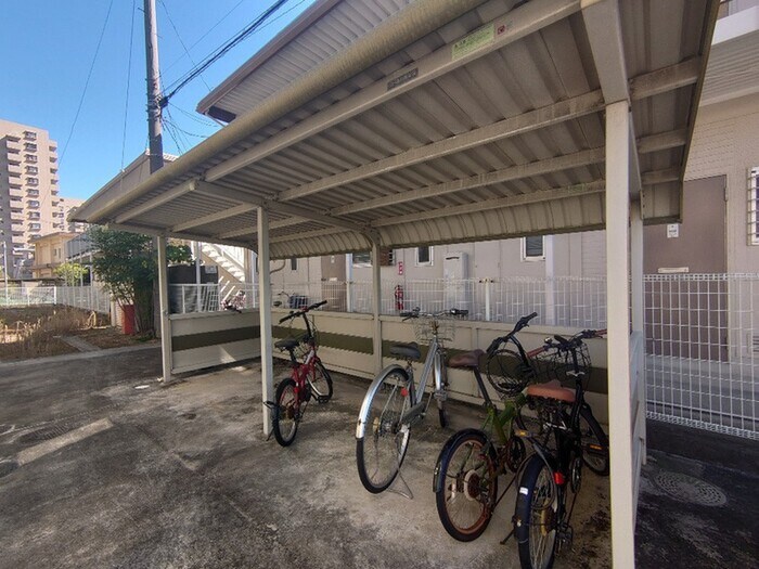 アイリス蟹江の物件外観写真