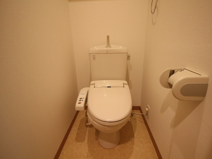 ﾆｭ-ｼﾃｨｱﾊﾟ-ﾄﾒﾝﾂ円上町の物件内観写真