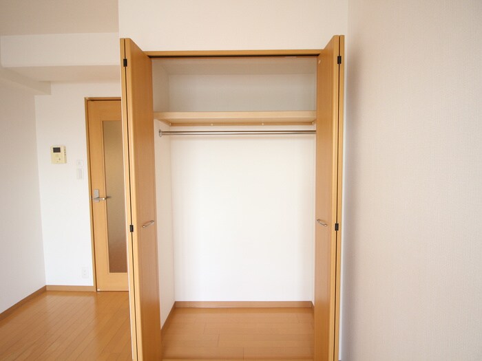 ﾆｭ-ｼﾃｨｱﾊﾟ-ﾄﾒﾝﾂ円上町の物件内観写真