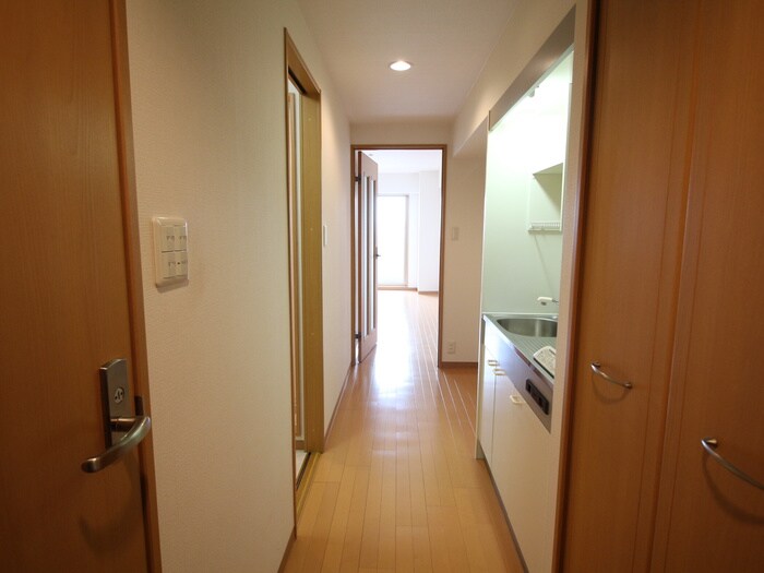 ﾆｭ-ｼﾃｨｱﾊﾟ-ﾄﾒﾝﾂ円上町の物件内観写真