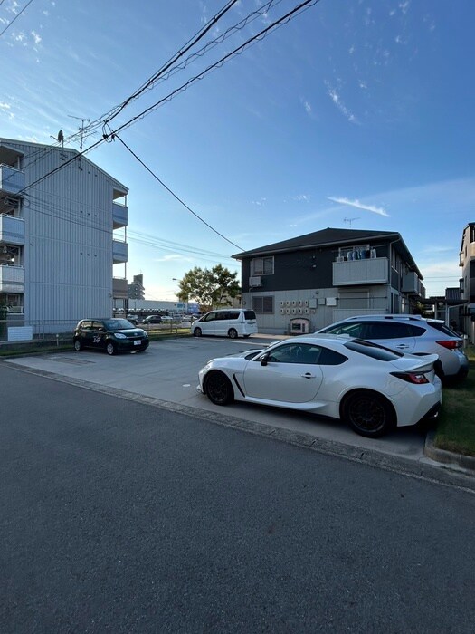 プランドール・アマの物件外観写真