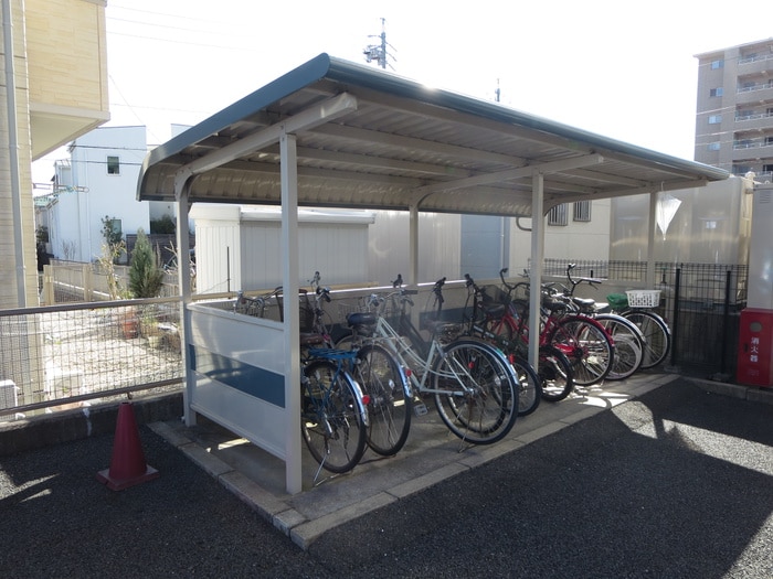 クリオコ－トの物件外観写真