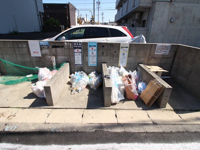 S-FORT守山の物件外観写真