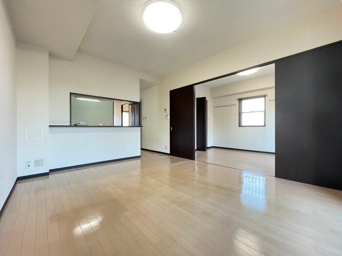 サ－ラ･アソシアの物件内観写真