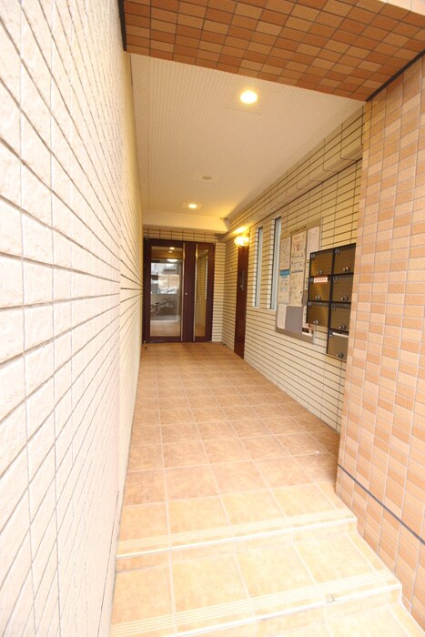 ラ・ヴィアンパレスⅡの物件外観写真