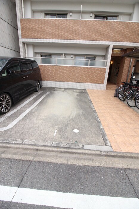 ラ・ヴィアンパレスⅡの物件外観写真