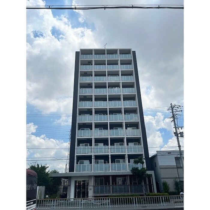 フローラ草平の物件外観写真