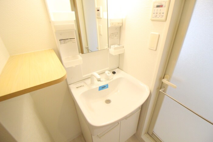 イ－スタンヒルズ藤が丘駅前の物件内観写真