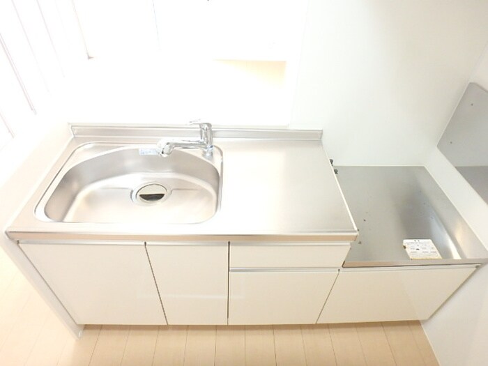 ルミエ－ルＢ棟の物件内観写真