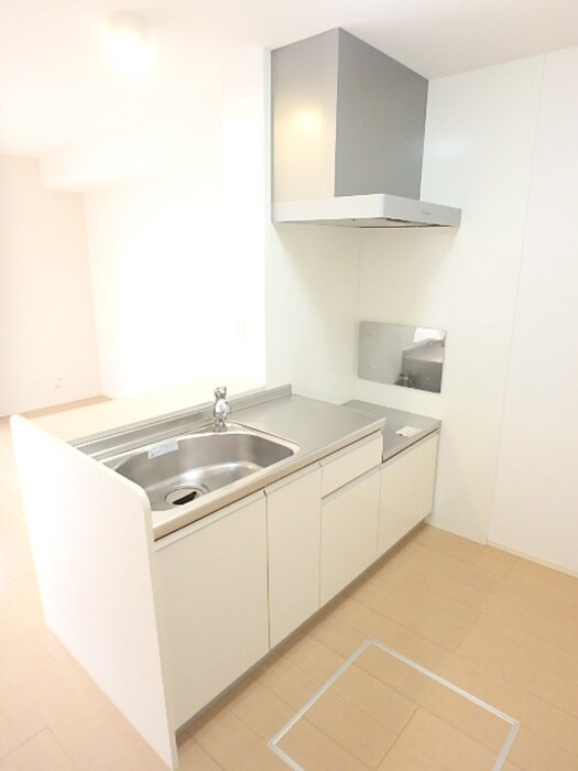 ルミエ－ルＢ棟の物件内観写真