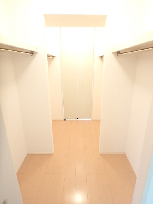 ルミエ－ルＢ棟の物件内観写真