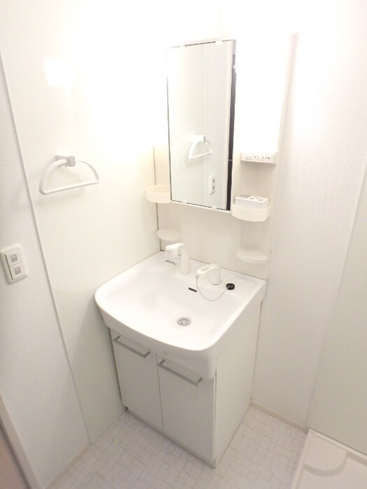 ルミエ－ルＢ棟の物件内観写真