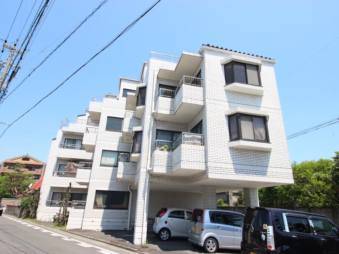 シンワパレスの物件外観写真