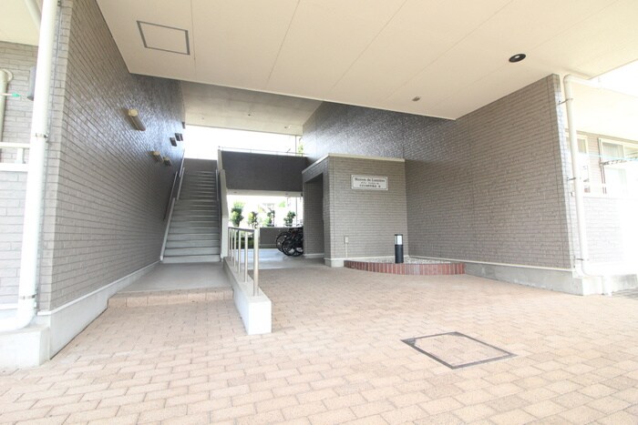 メゾン・ドゥミエ－ルの物件外観写真