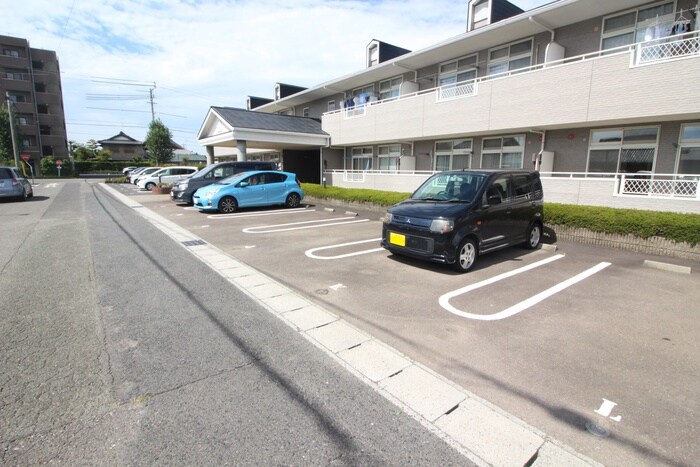 メゾン・ドゥミエ－ルの物件外観写真