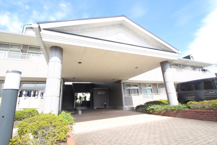 メゾン・ドゥミエ－ルの物件外観写真