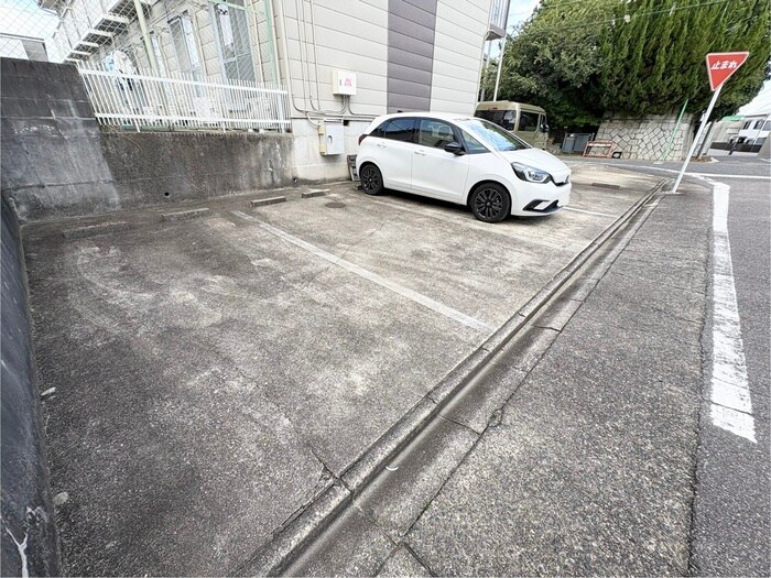 ジョニ－ズクラブ四ッ谷の物件外観写真