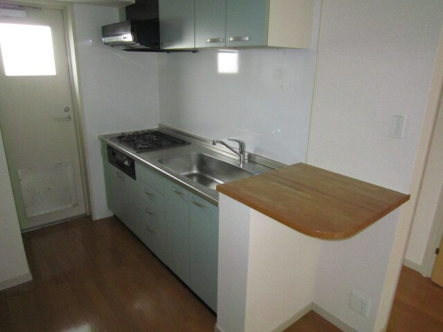 パラシオン・サン鳥見の物件内観写真