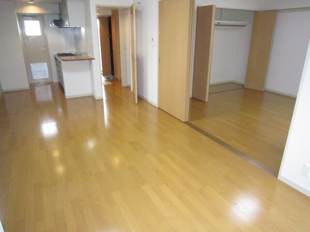 パラシオン・サン鳥見の物件内観写真