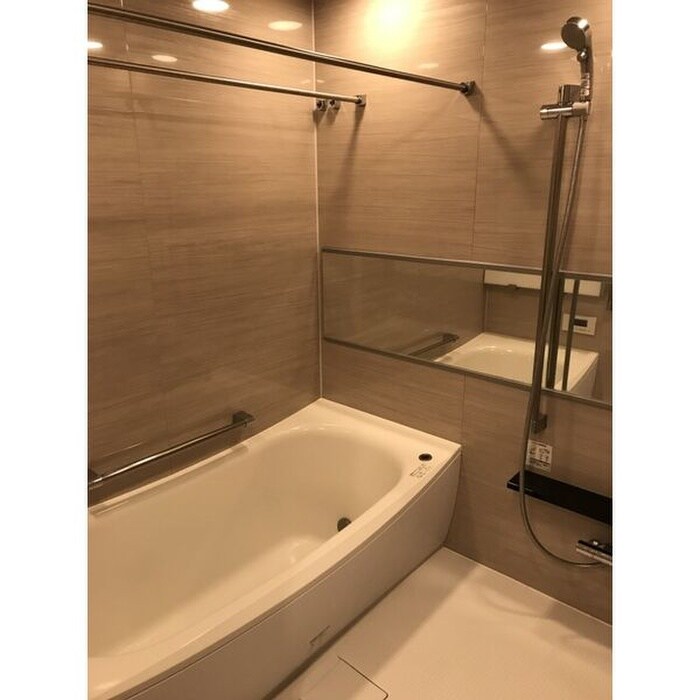 プラウドタワー名古屋栄(2101)の物件内観写真