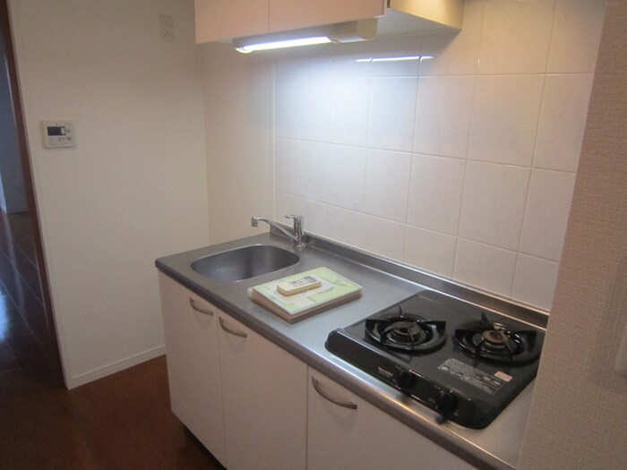 ルーエ白川公園の物件内観写真