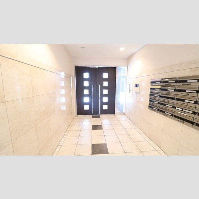 プレストンズ新栄の物件外観写真