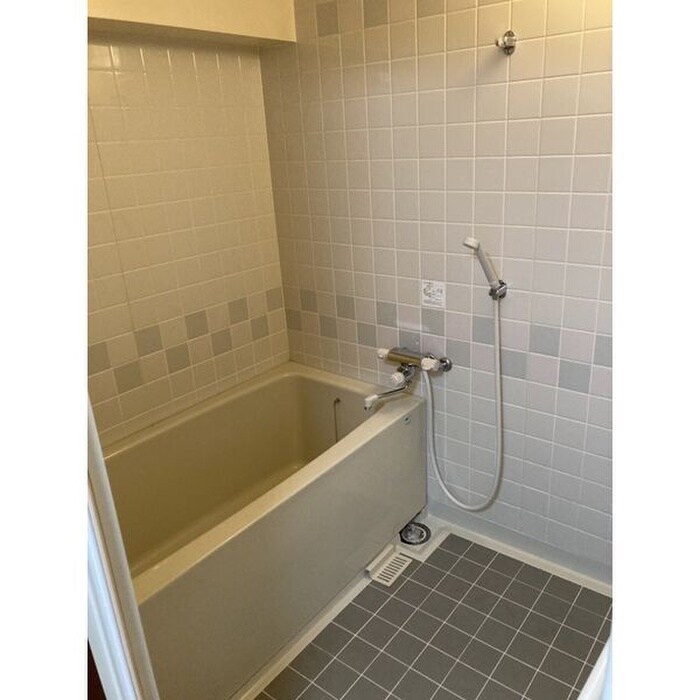 錦ハーモニービルの物件内観写真