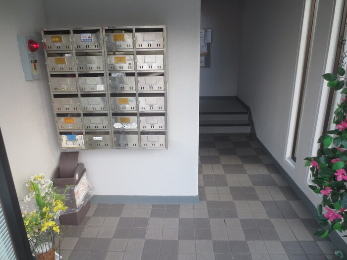 Raiz西高蔵の物件外観写真