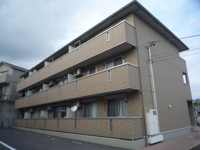 ションセイＧの物件外観写真