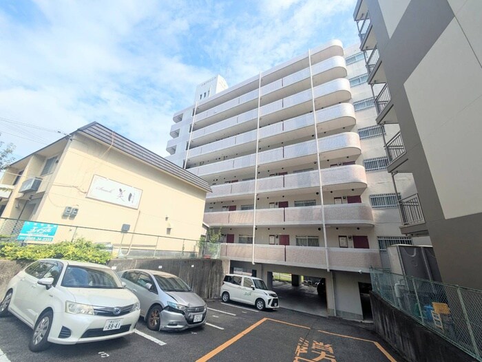 小坂プリンシアの物件外観写真