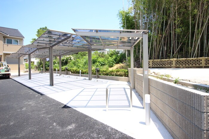 草々庭ハウス　B棟の物件外観写真