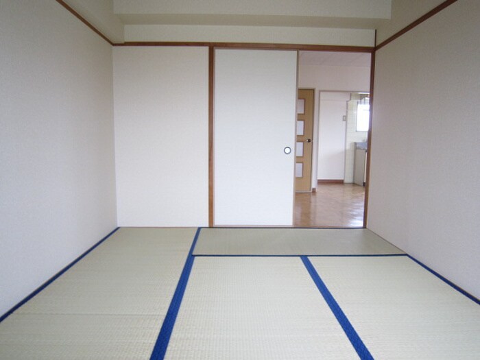 スカイヒルズの物件内観写真