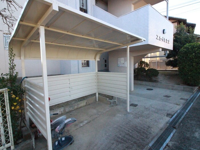 スカイヒルズの物件外観写真