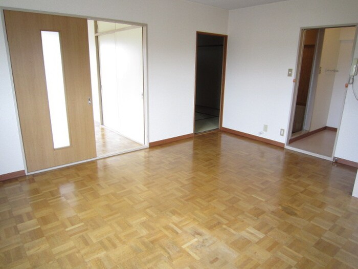 スカイヒルズの物件内観写真