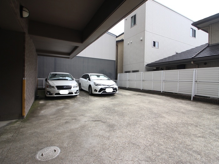 クラウザン徳川の物件外観写真