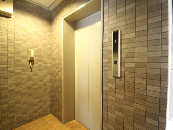 クラウザン徳川の物件外観写真