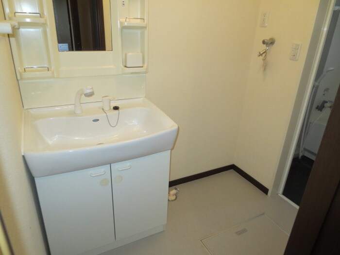 ユリ・コ－ト亀の井の物件内観写真